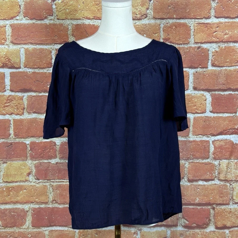 Nanette Lepore Blue‎ Rayon Blouse Semi-Sheer Blouse Key Hole Size Medium